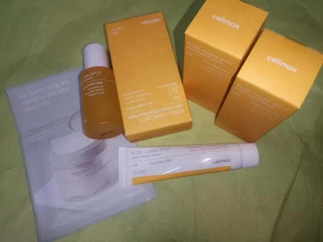 ポアブライトニングシミケアセラム